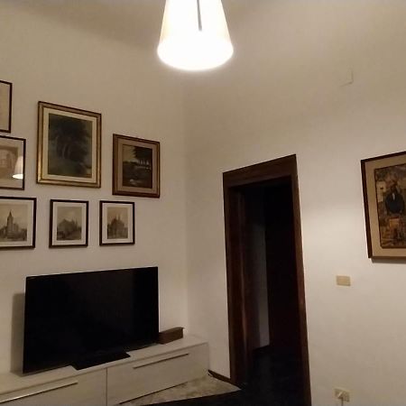 Bed and Breakfast Casa Ramellini Taranto Centro Exterior foto